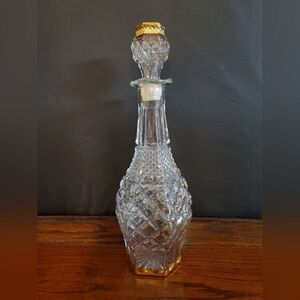 Vintage Diamond Design Wine or Liquor Decanter 14kt Gold Trim